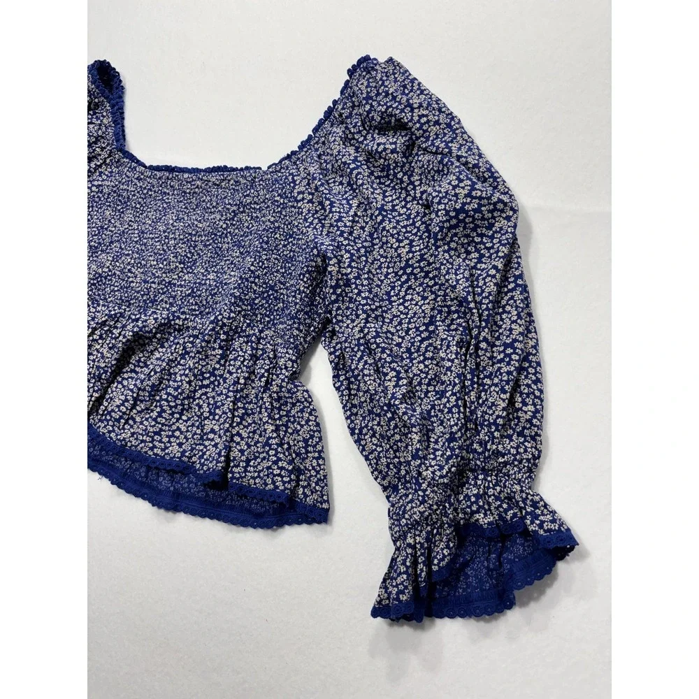 Free People Blouse Womens Large Blue Floral Off Shoulder Smocked Crop Top Boho - Picture 14 of 14